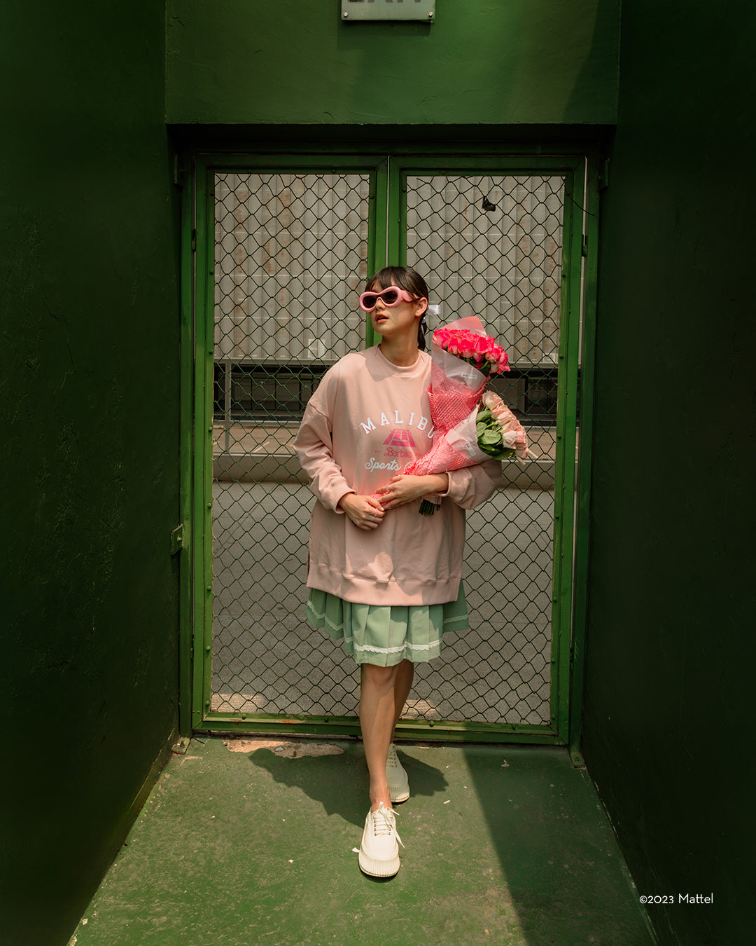 BARBIE X ARRAY - MALIBU SWEATSHIRT