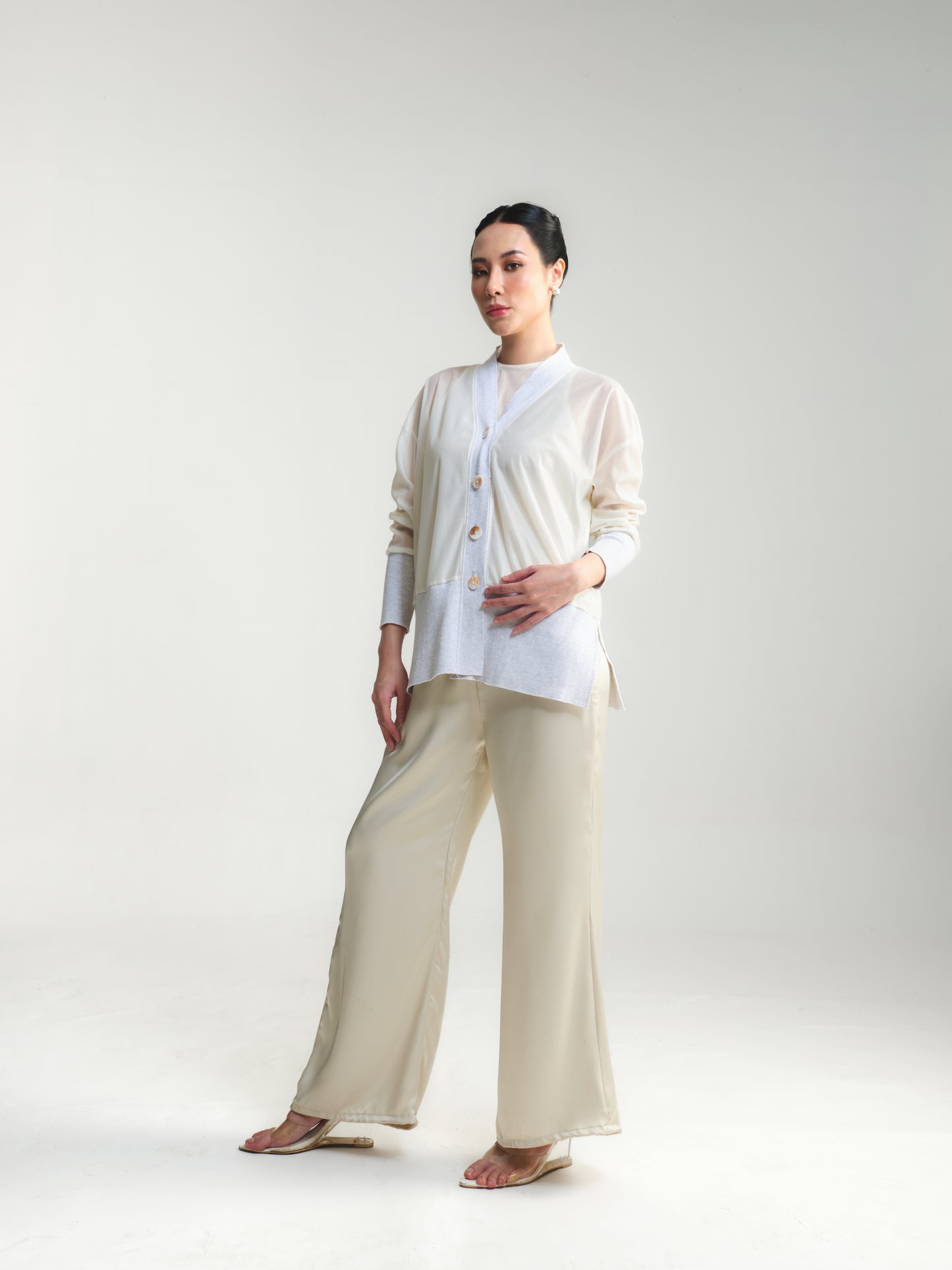 NAVIN OUTER