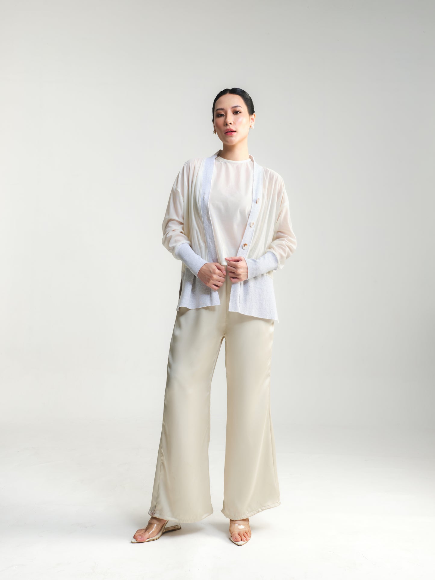 NAVIN OUTER