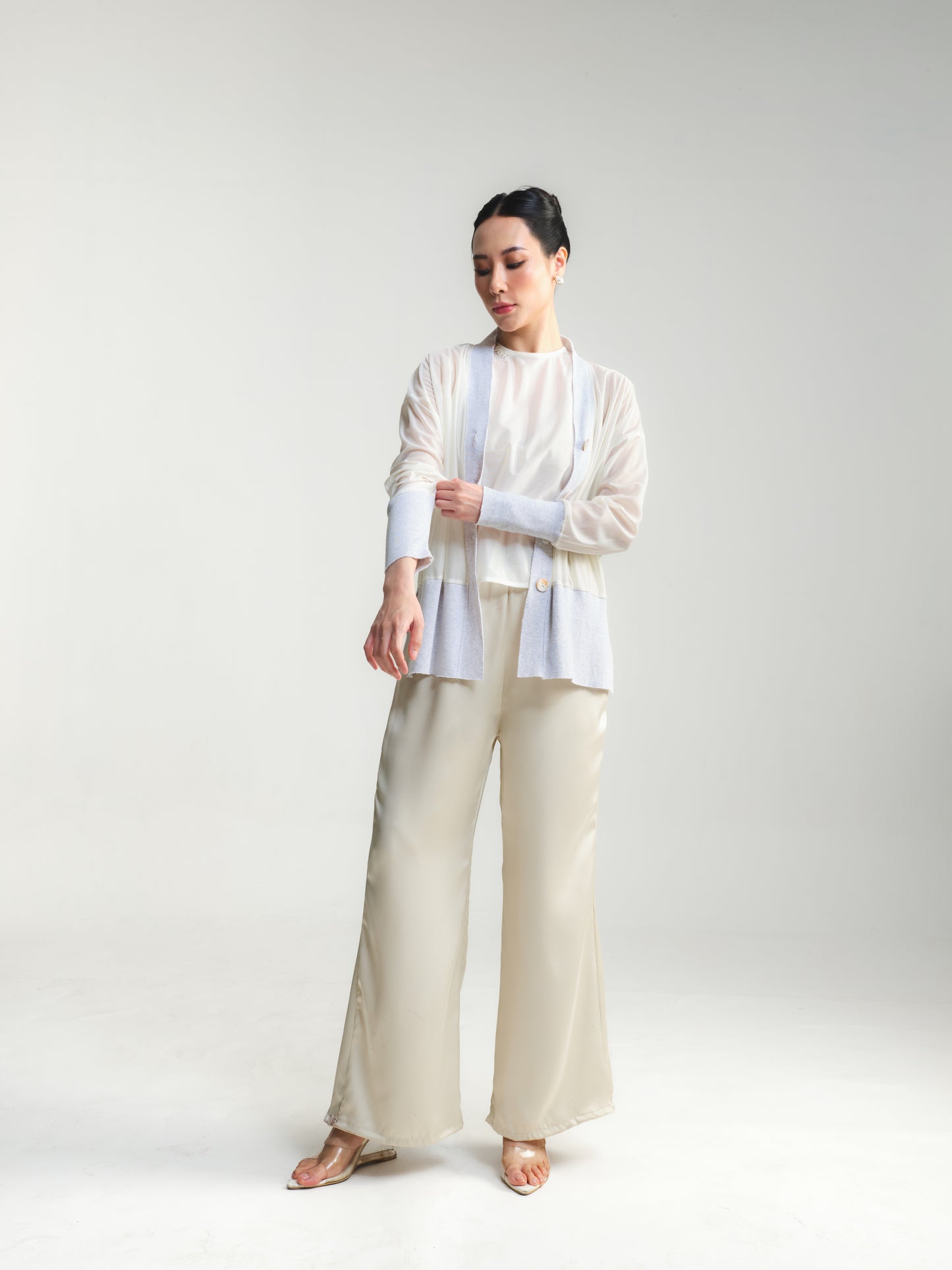 NAVIN OUTER