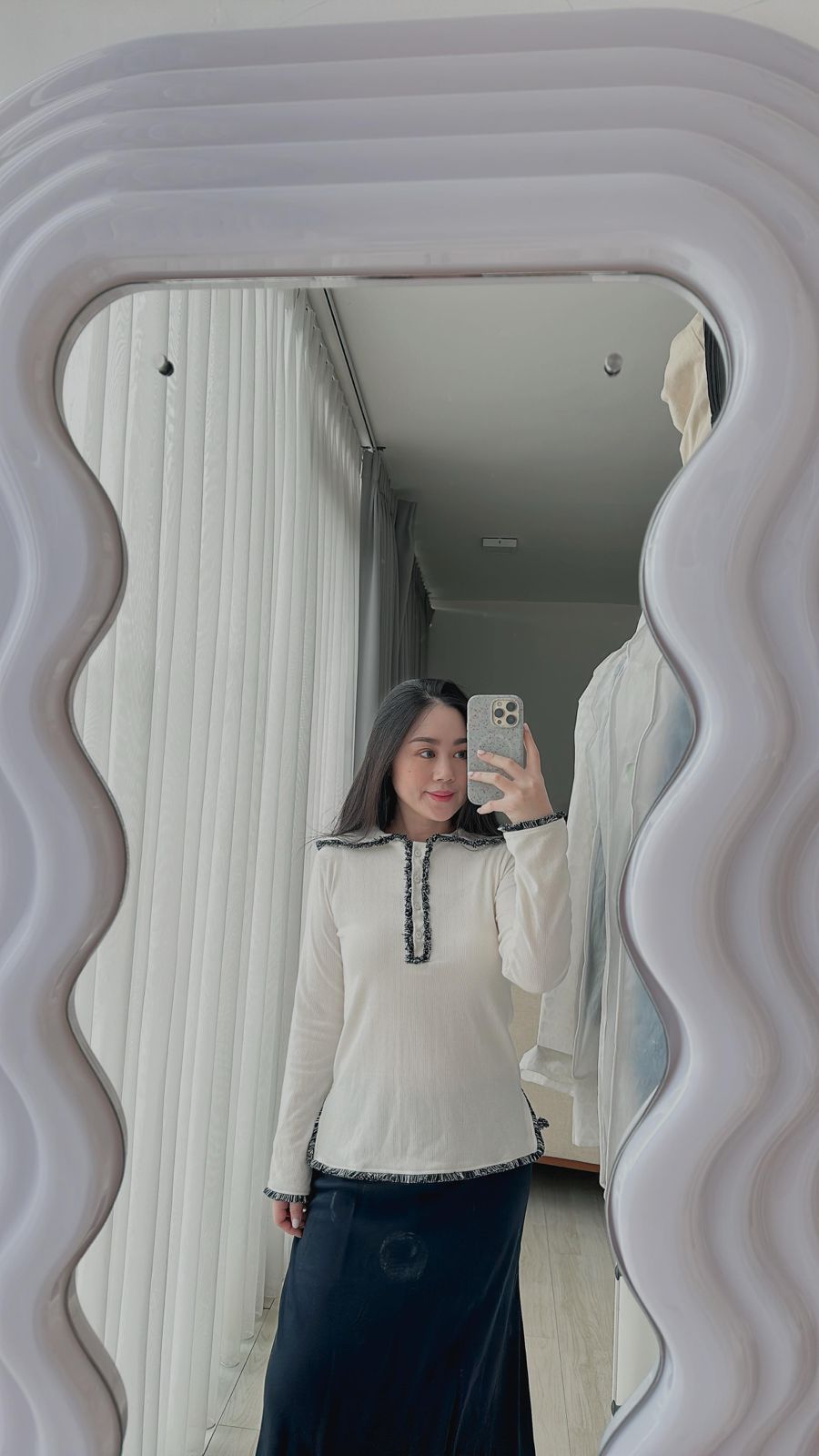 MINJI TOP