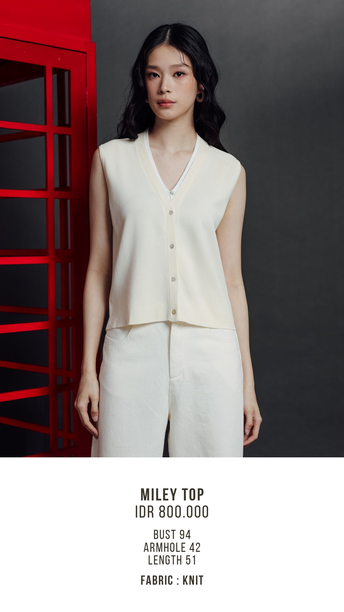 MILEY TOP (ESSENTIALS BASHA 2025)