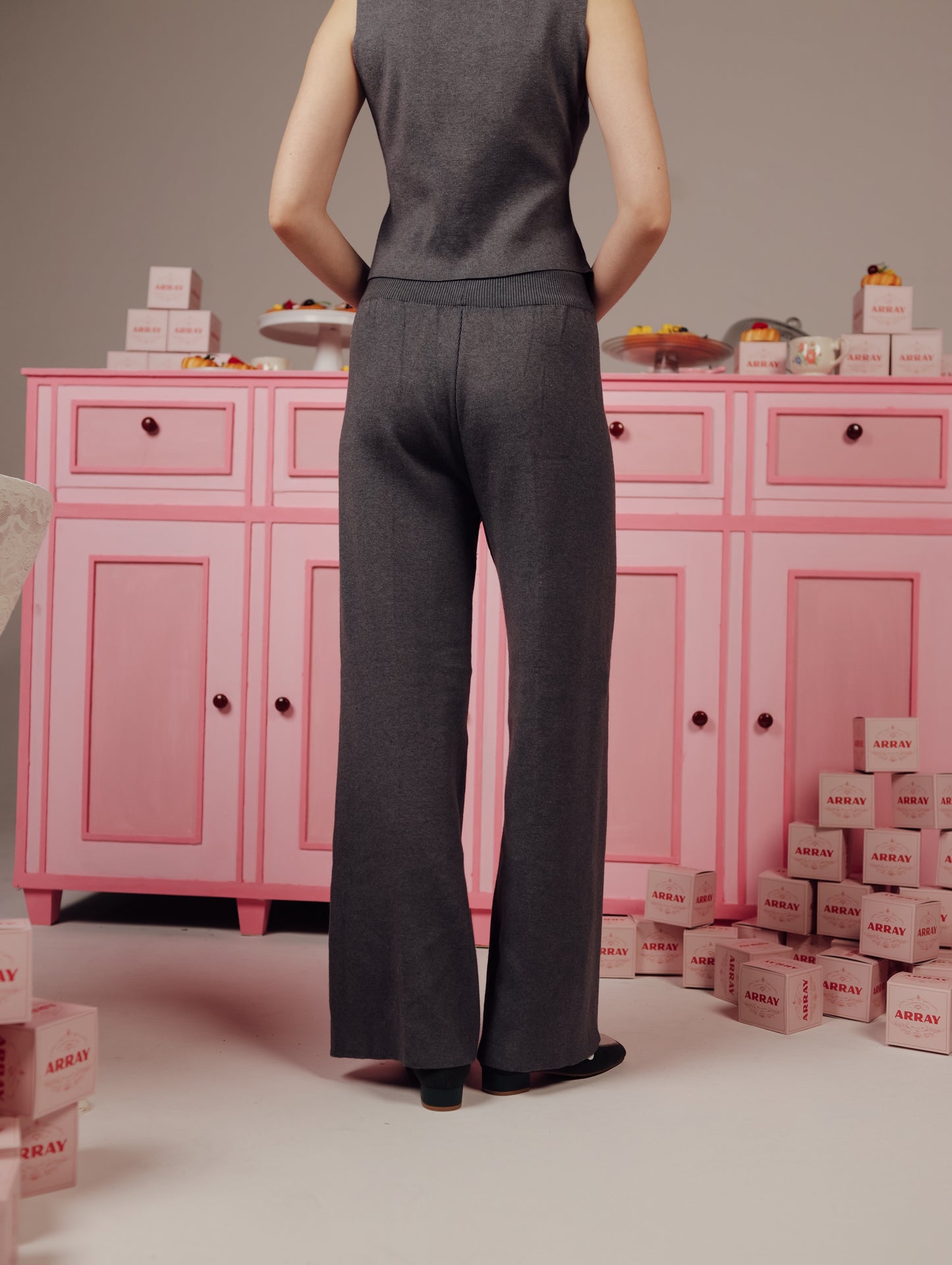 SOLEE PANTS (DAY OFF PIFW 2025)