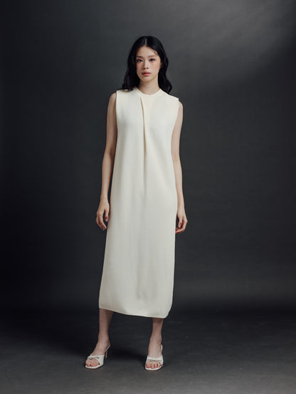 LISA DRESS (ESSENTIALS BASHA 2025)