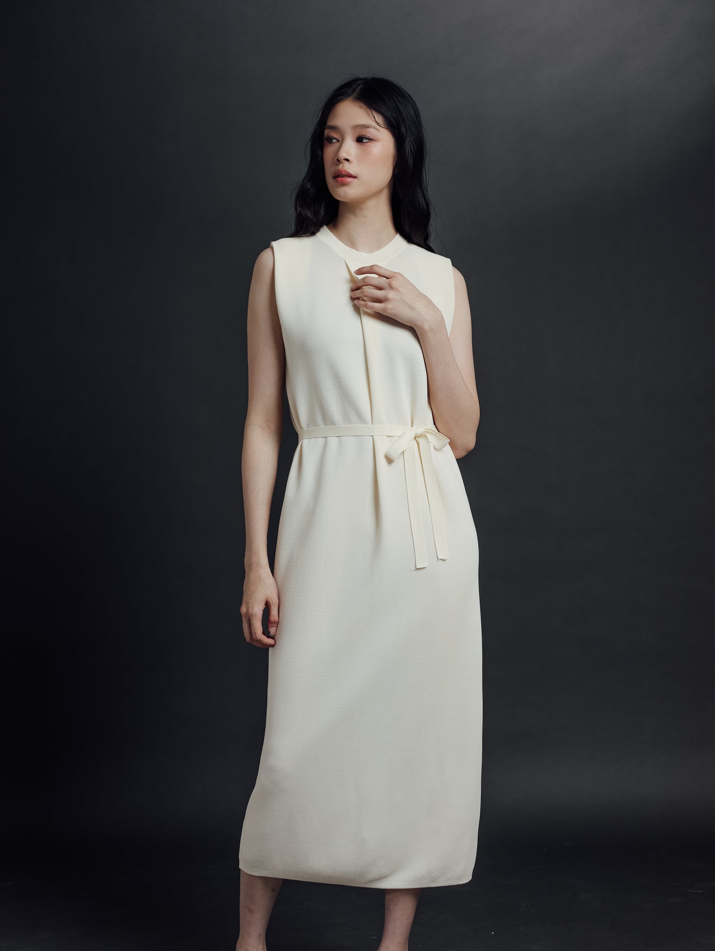 LISA DRESS (ESSENTIALS BASHA 2025)