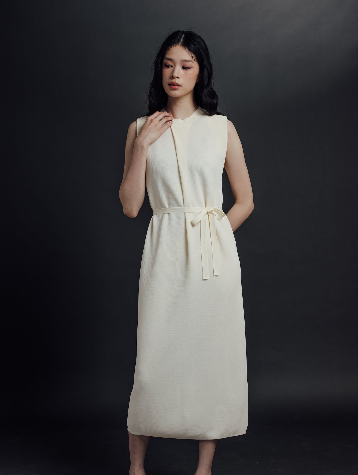 LISA DRESS (ESSENTIALS BASHA 2025)