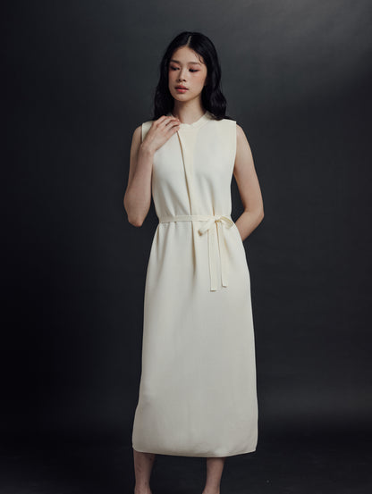 LISA DRESS (ESSENTIALS BASHA 2025)