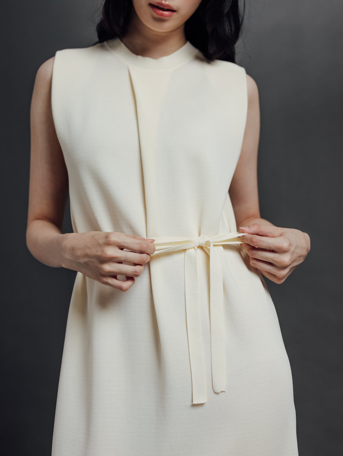 LISA DRESS (ESSENTIALS BASHA 2025)