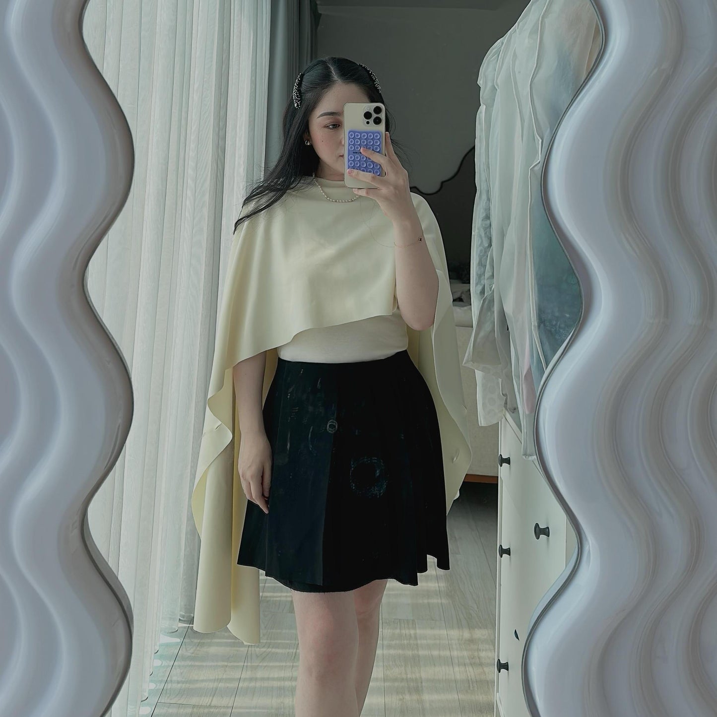 JANA CAPE (DAY OFF MAY 2025)