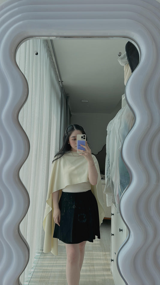 JANA CAPE (DAY OFF MAY 2025)