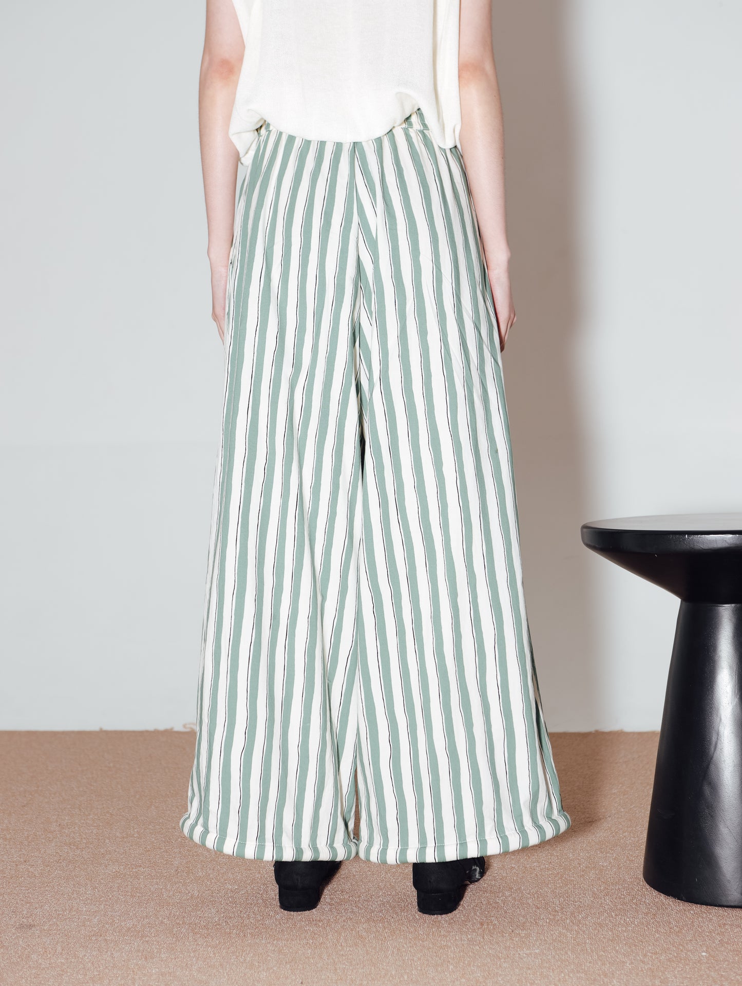 TANVI PANTS (DAY OFF NOV COLLECTION)