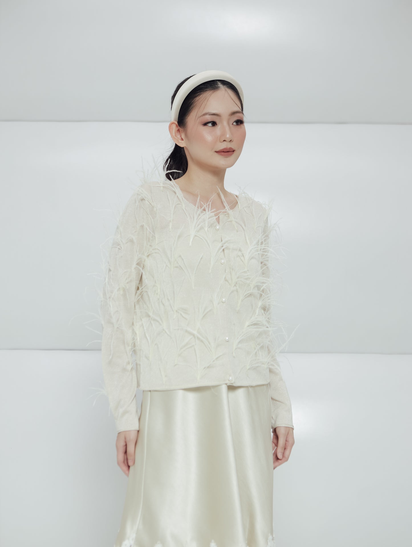 BIANCA CARDIGAN (ARRAY DECEMBER COLLECTION)