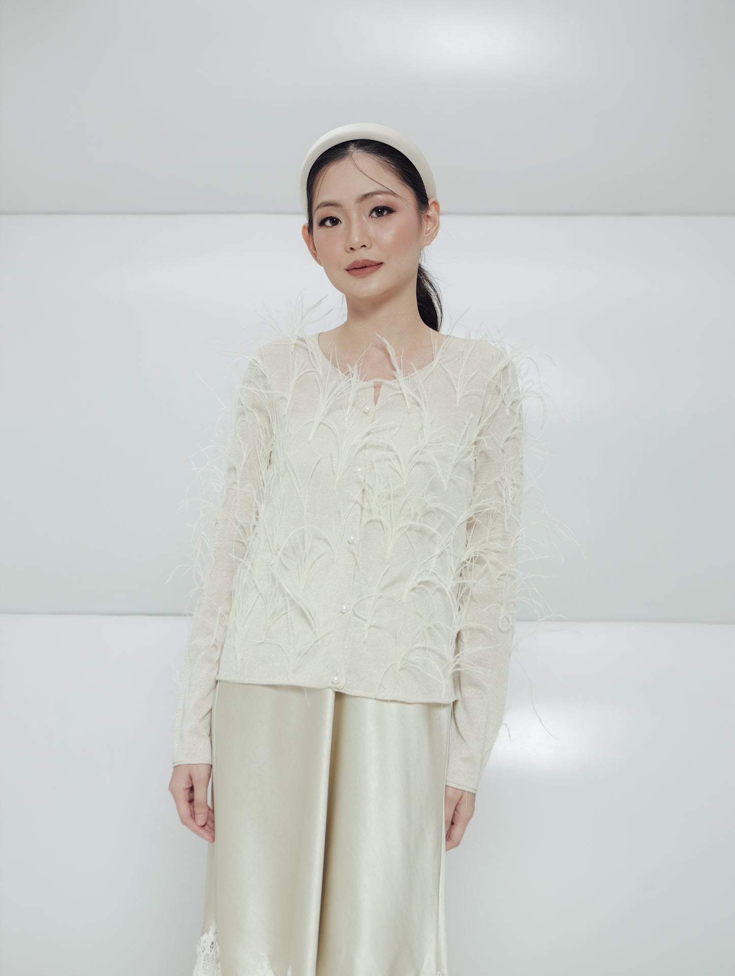 BIANCA CARDIGAN (ARRAY DECEMBER COLLECTION)
