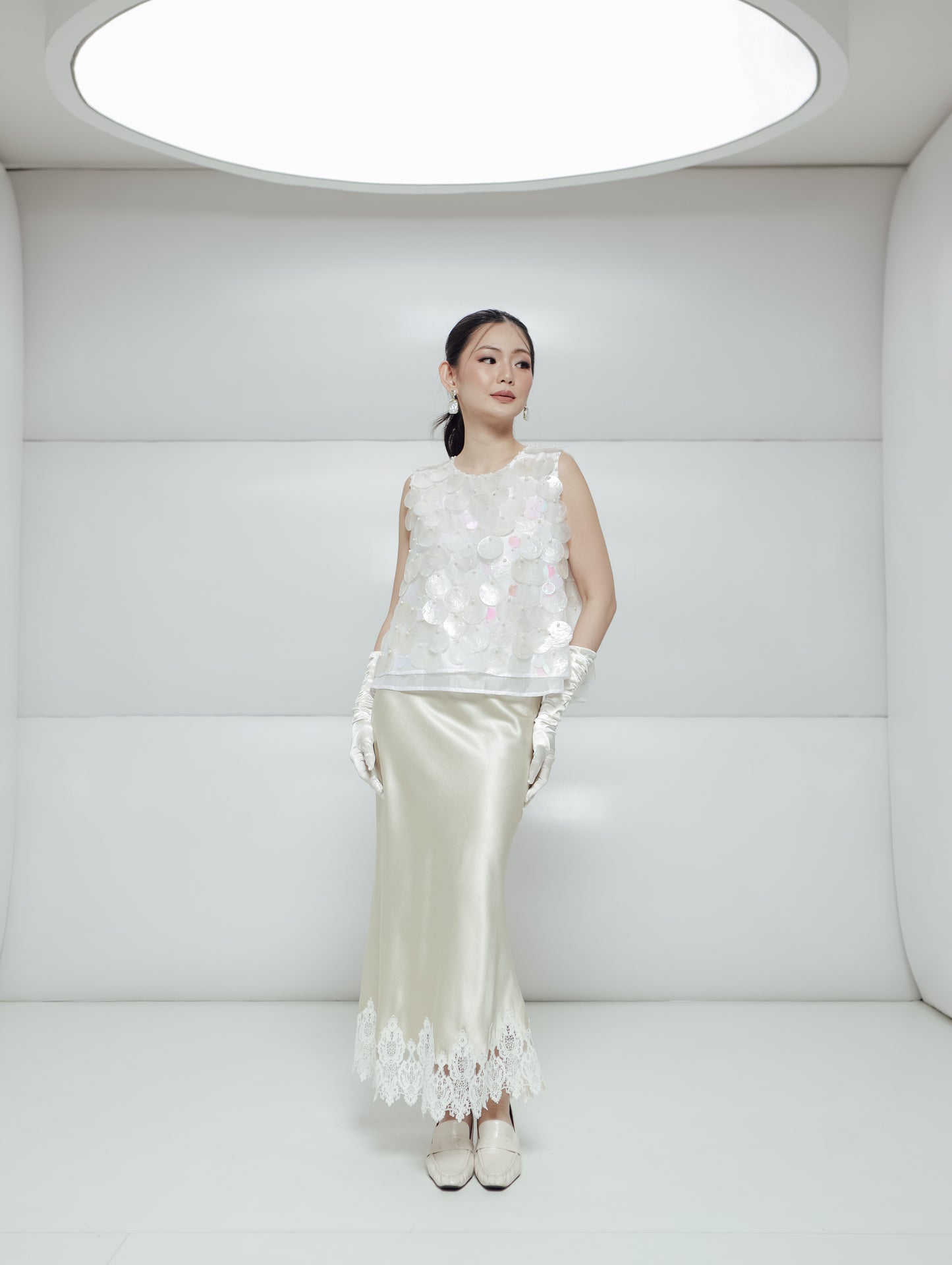 DORA TOP (ARRAY DECEMBER COLLECTION)