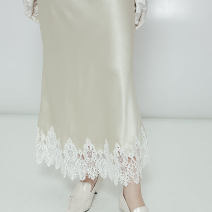 OPHELLA SKIRT  (ARRAY DECEMBER COLLECTION)