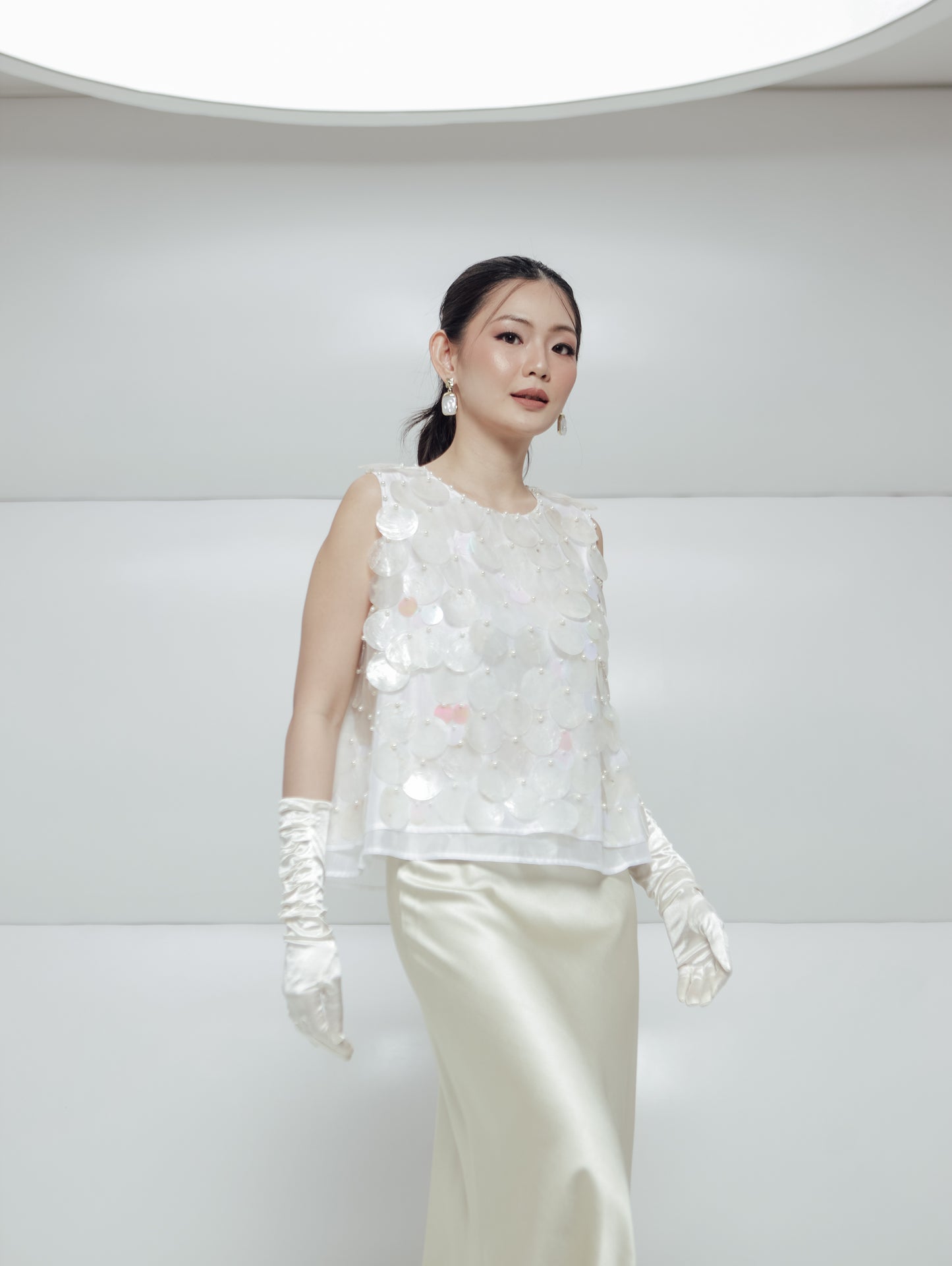 DORA TOP (ARRAY DECEMBER COLLECTION)