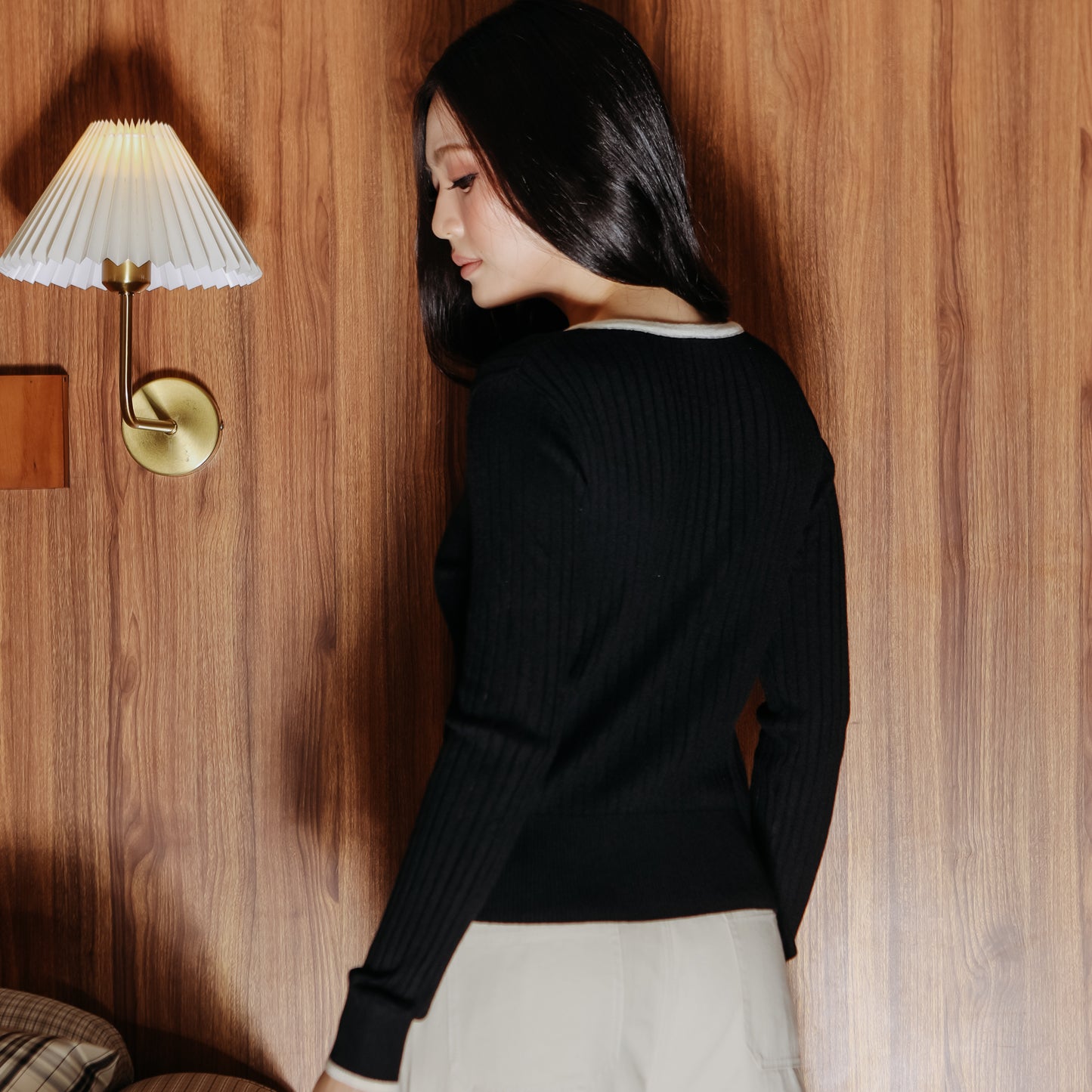 ARA TOP (DAY OFF 26'S FIRST DROP)