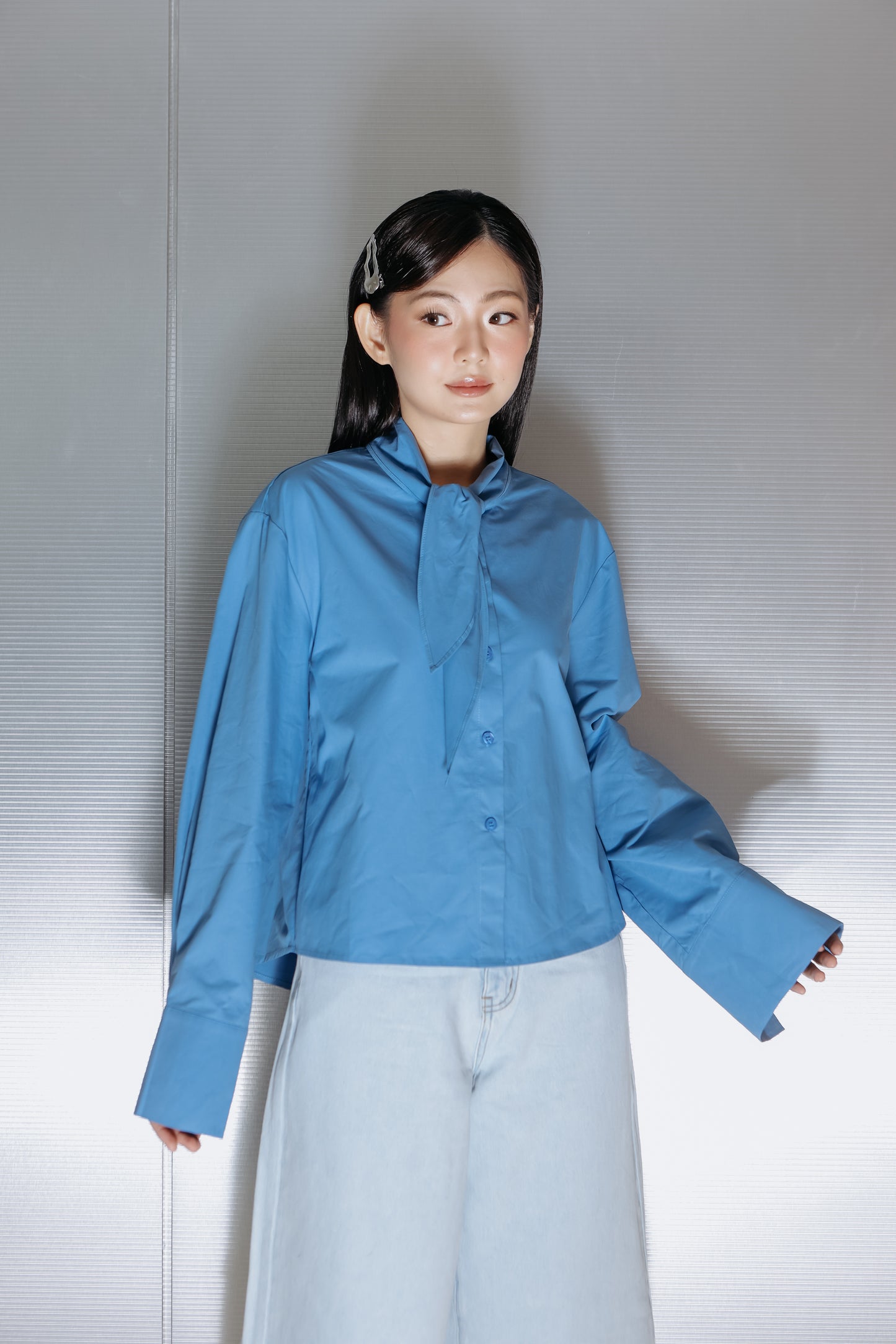 ZORA TOP BLUE (DAY OFF FEB'26)