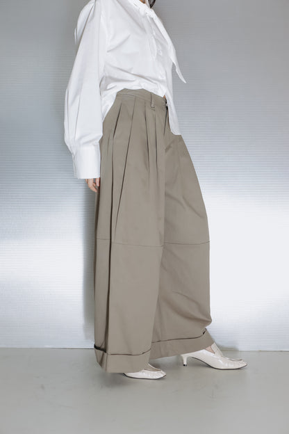 NASTA PANTS (DAY OFF FEB'26)