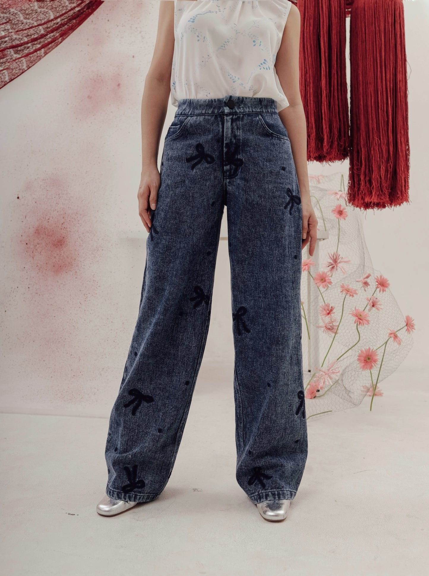 PEETA PANTS (ARRAY FIRST BLOOM)