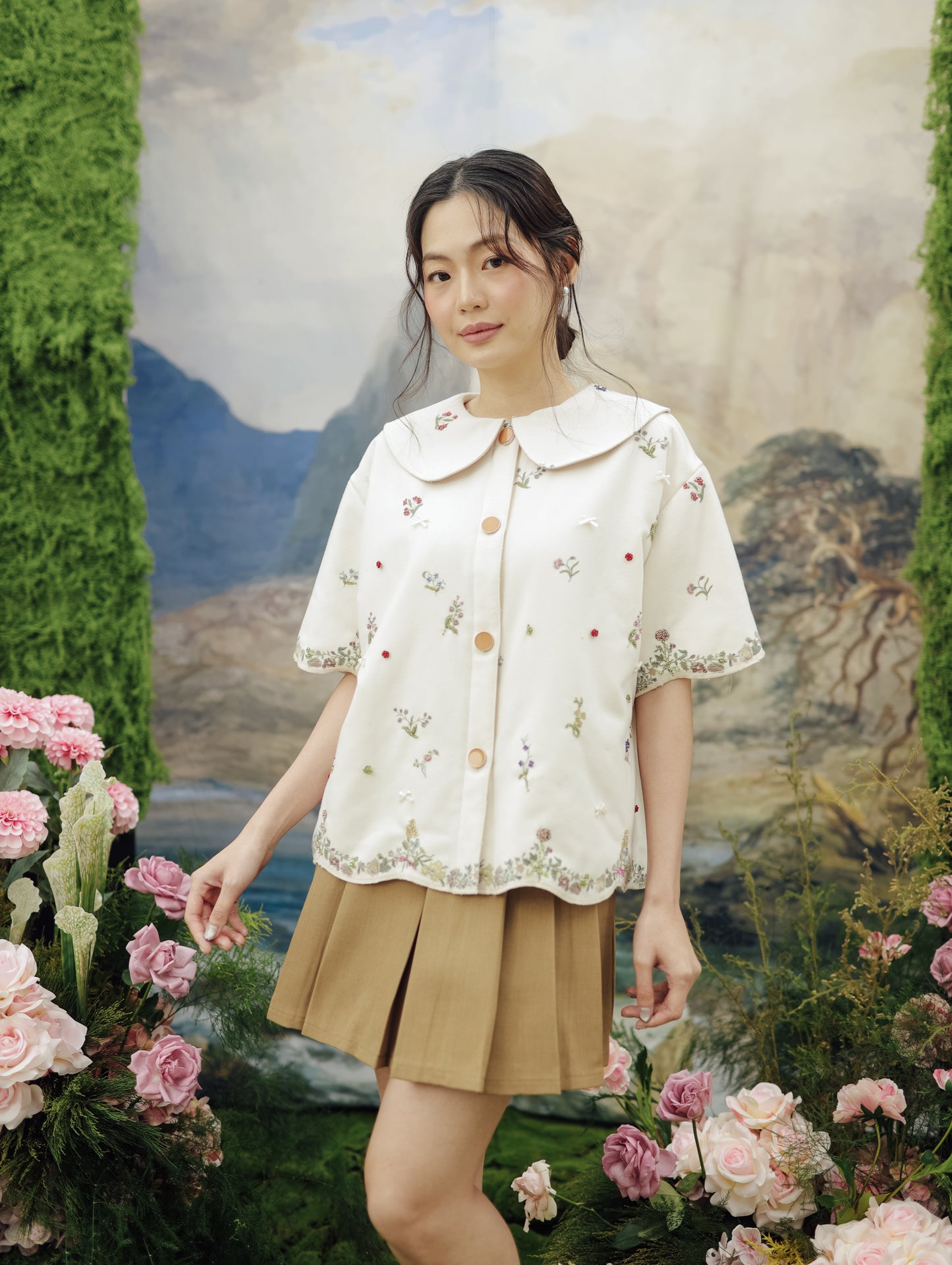 ASTER TOP (ARRAY WALK IN THE GARDEN)