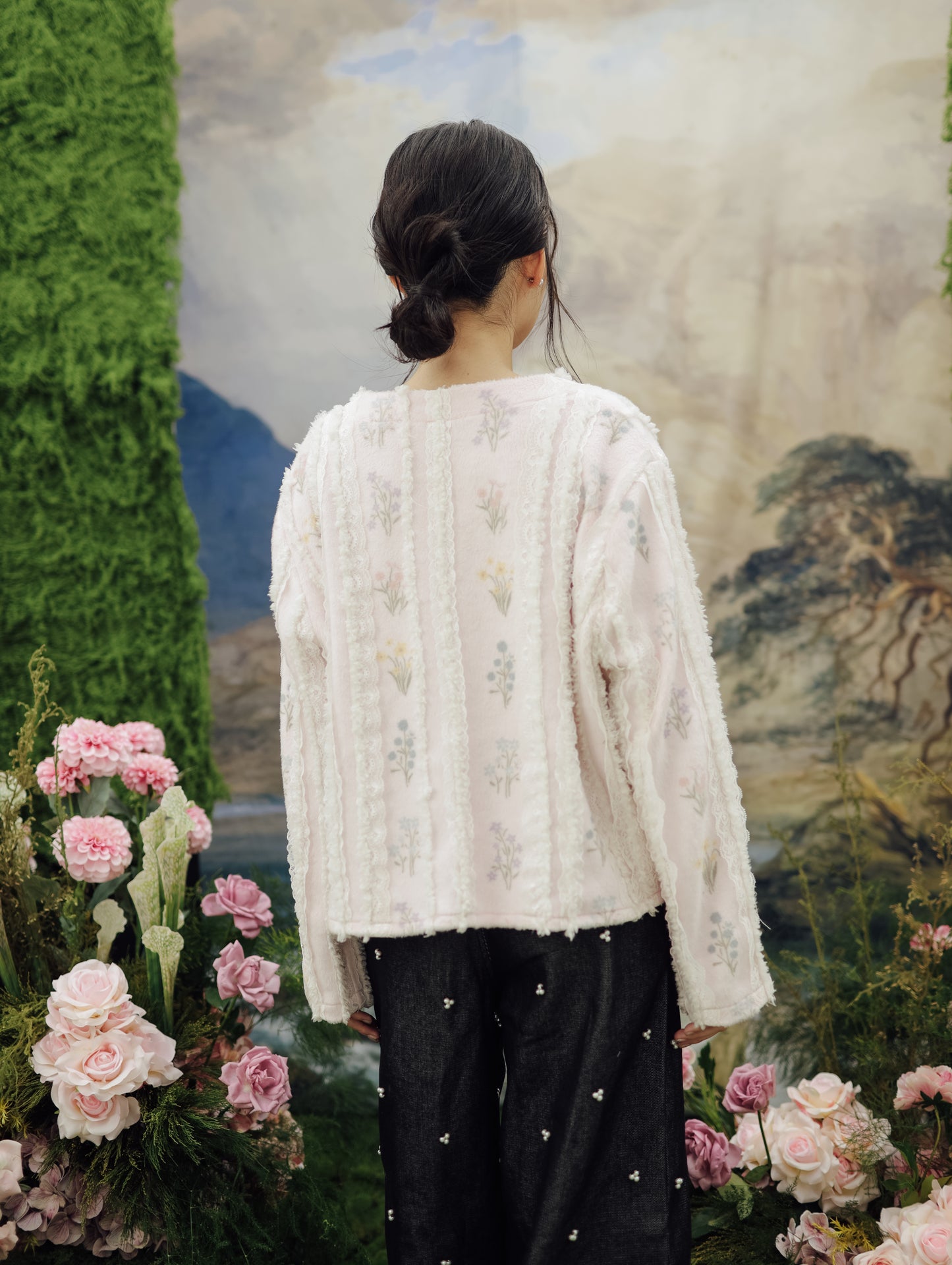 POSY CARDIGAN (ARRAY WALK IN THE GARDEN)