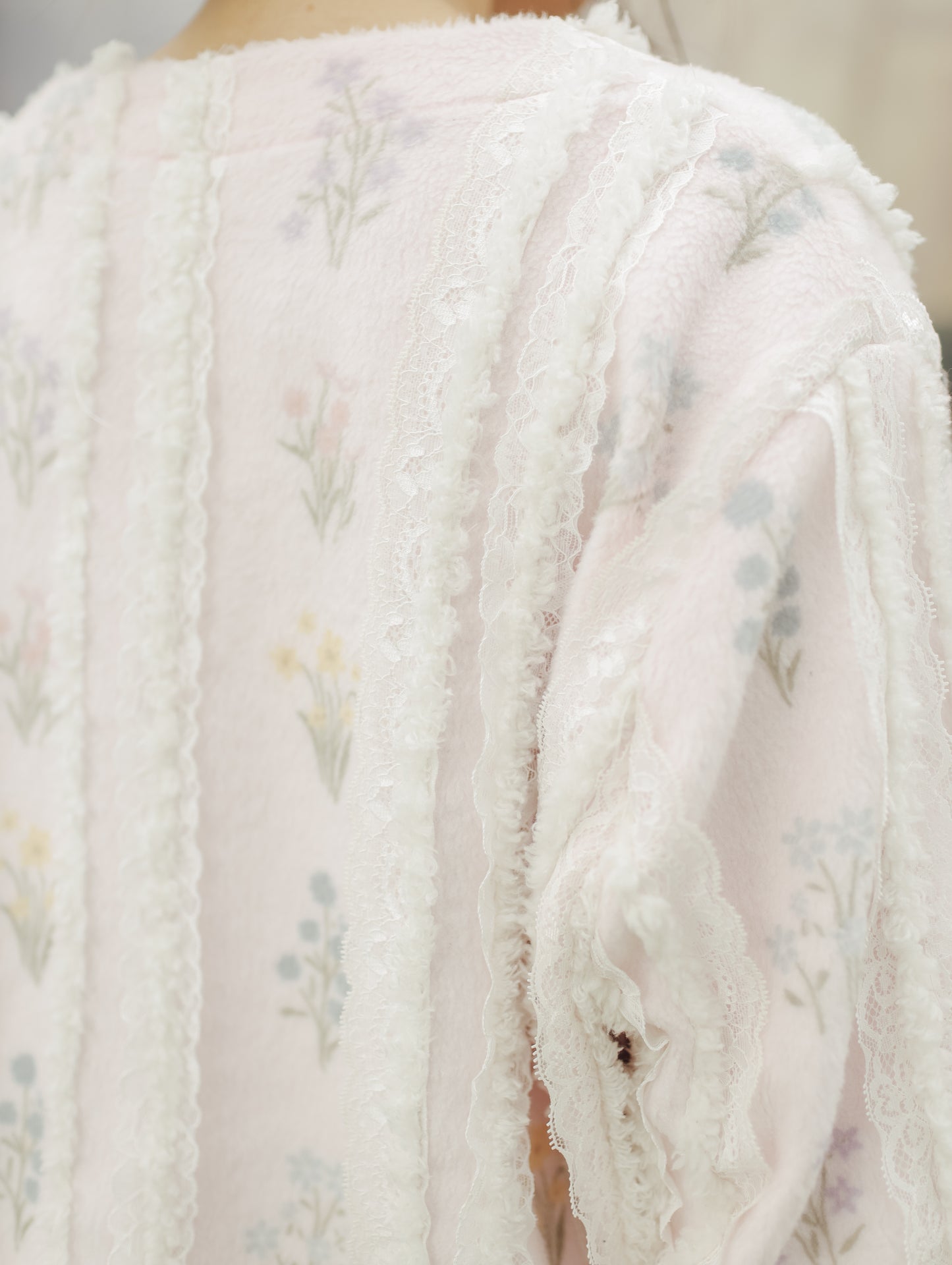 POSY CARDIGAN (ARRAY WALK IN THE GARDEN)