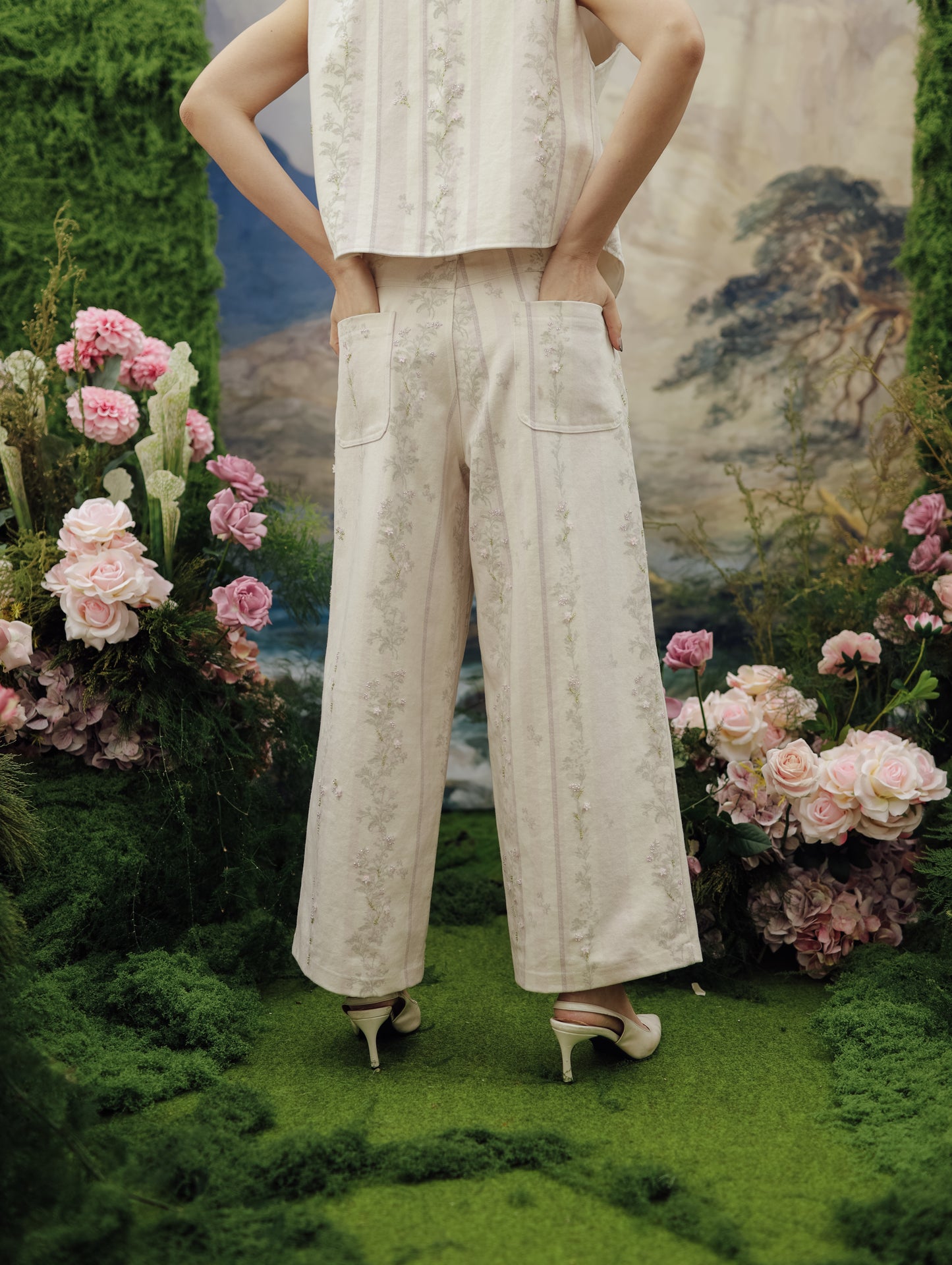 CALINA PANTS (ARRAY WALK IN THE GARDEN)