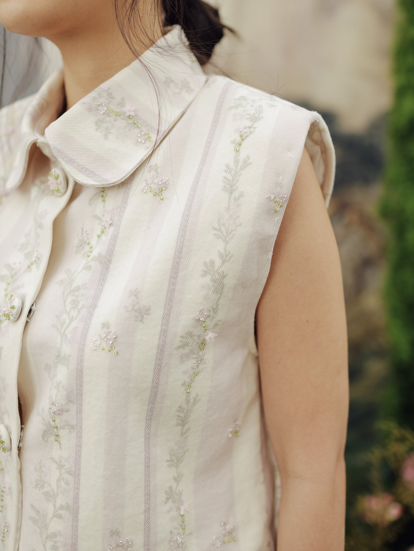 CALINA VEST (ARRAY WALK IN THE GARDEN)