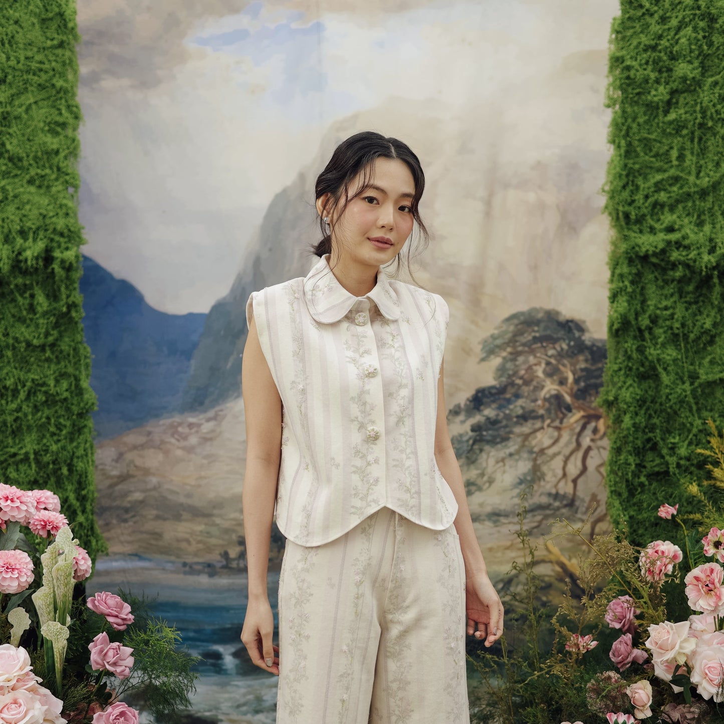 CALINA VEST (ARRAY WALK IN THE GARDEN)