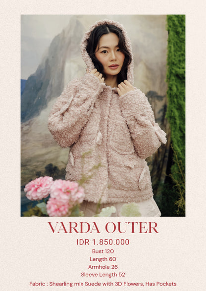 VARDA OUTER (ARRAY WALK IN THE GARDEN)