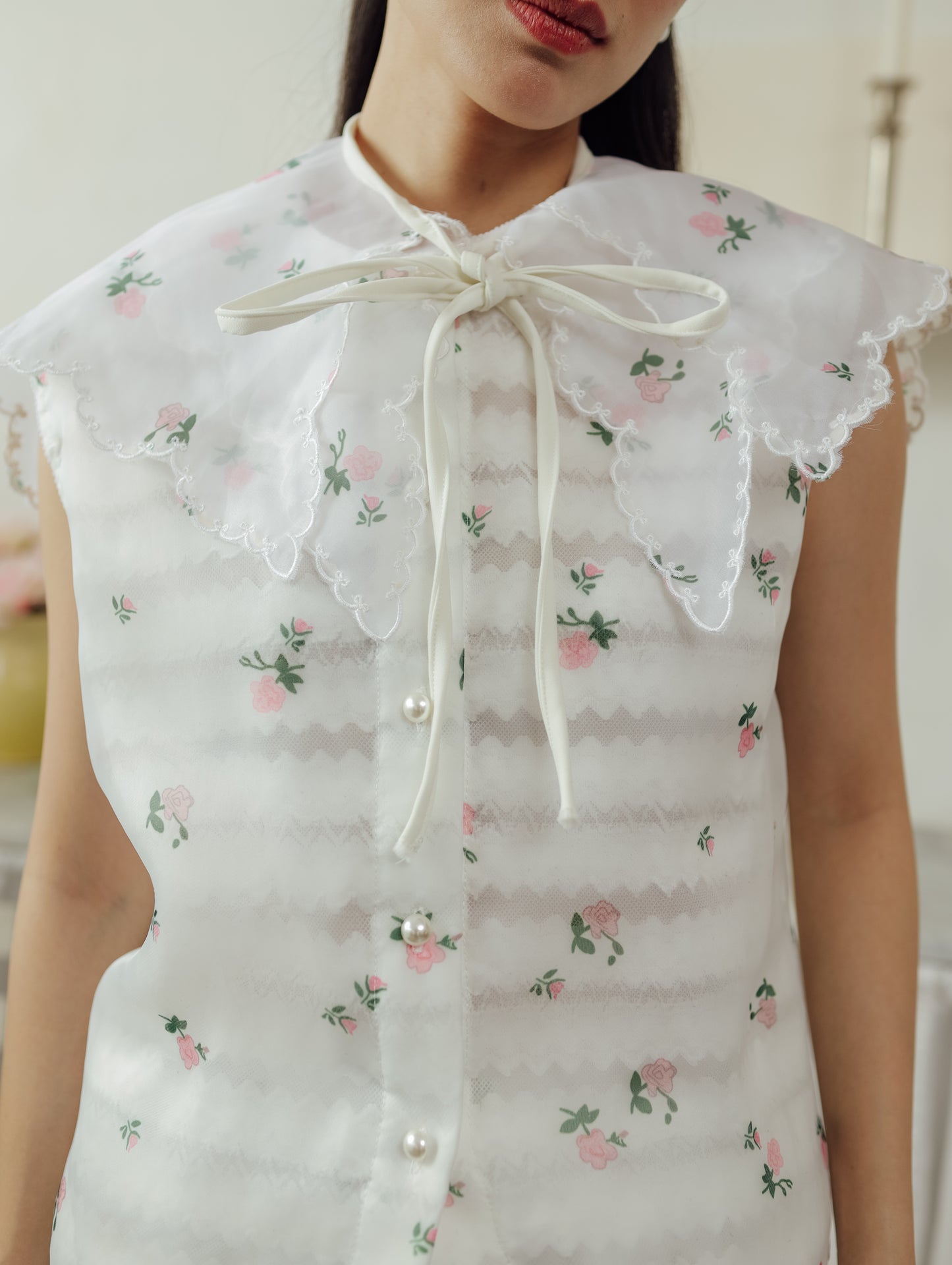 KAZIA COLLAR (ARRAY RIGHT ON SPRING)