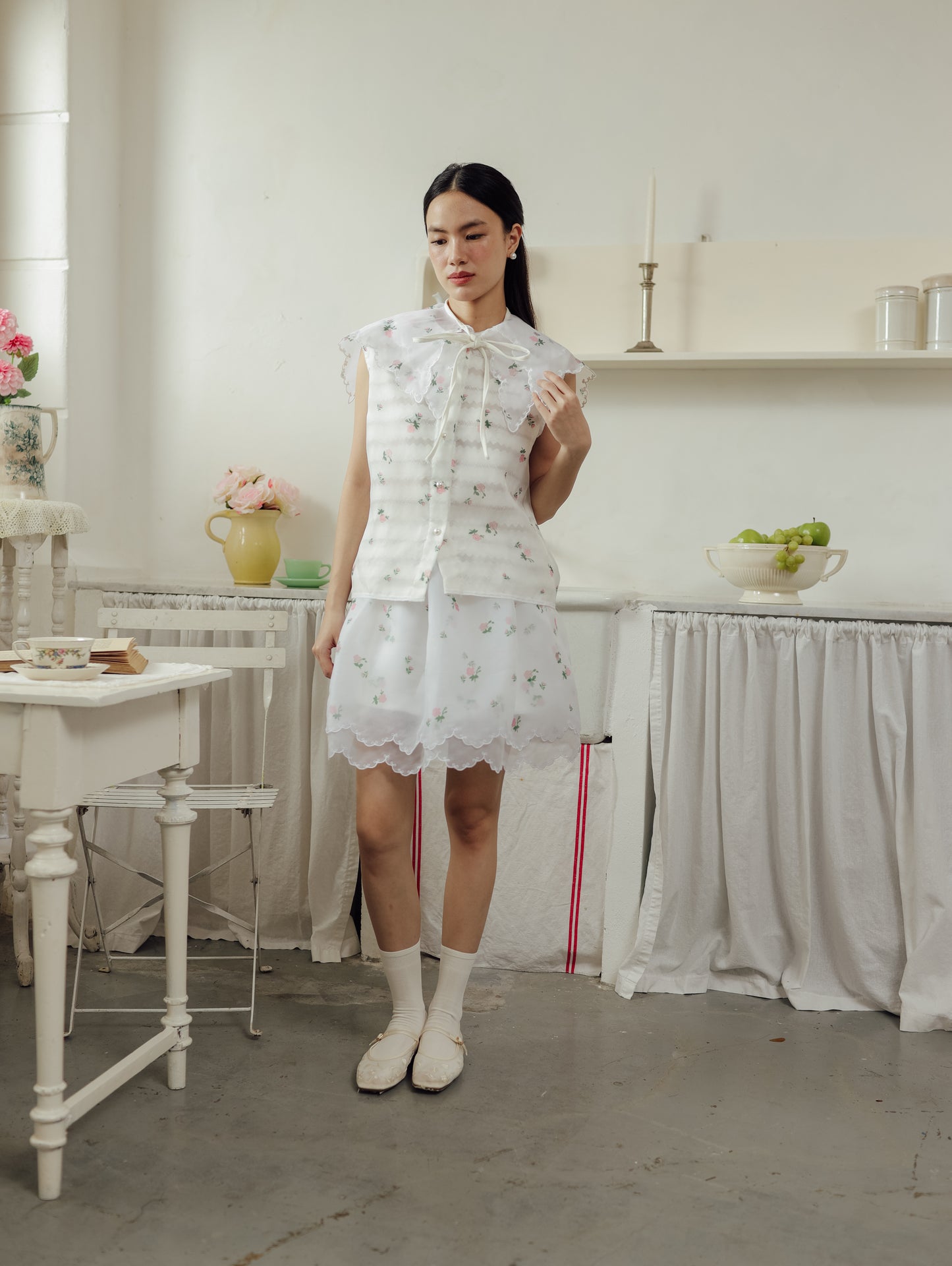 KAZIA COLLAR (ARRAY RIGHT ON SPRING)