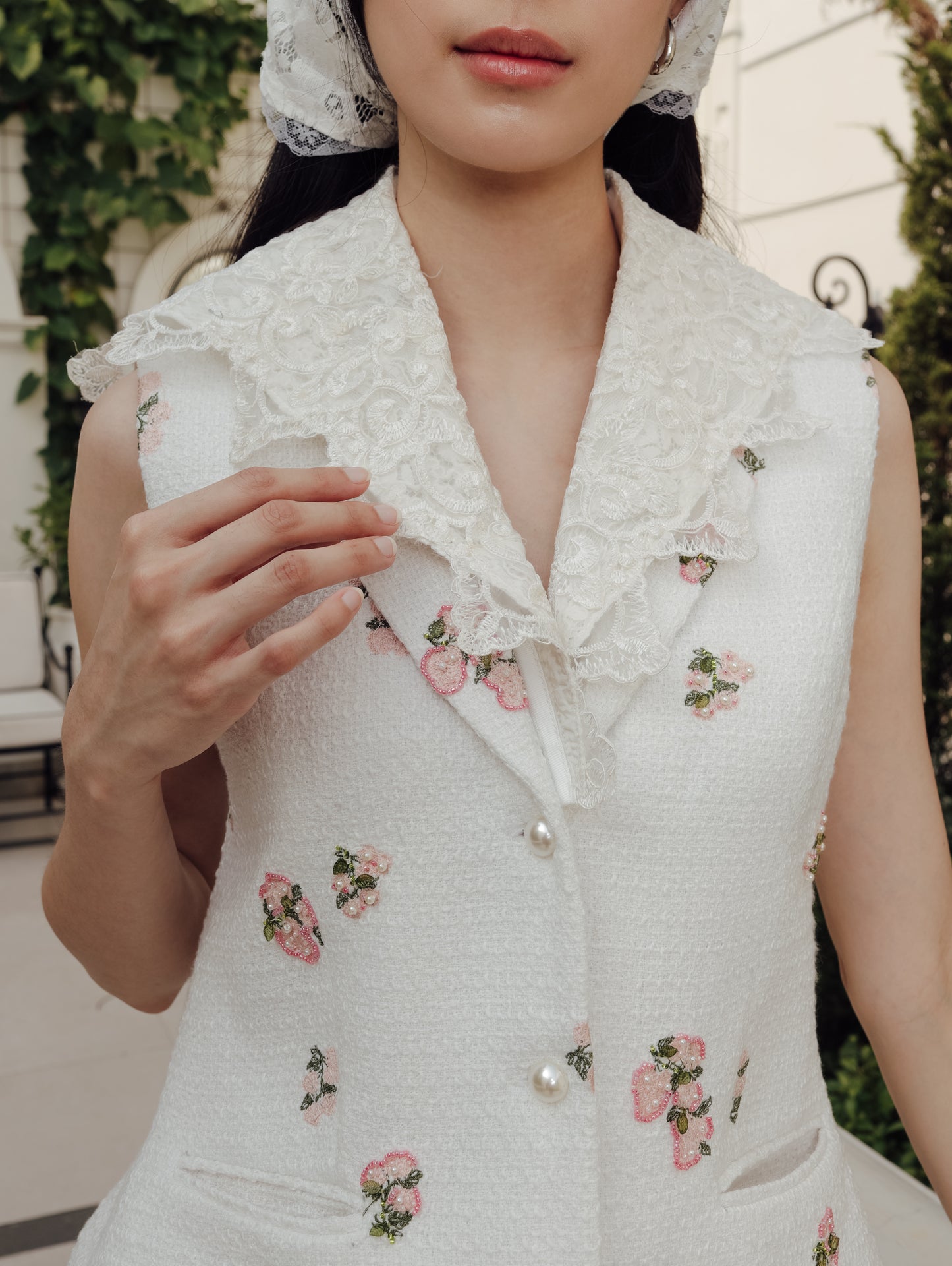 TALINE VEST (ARRAY HEIRLOOM LEGACY)