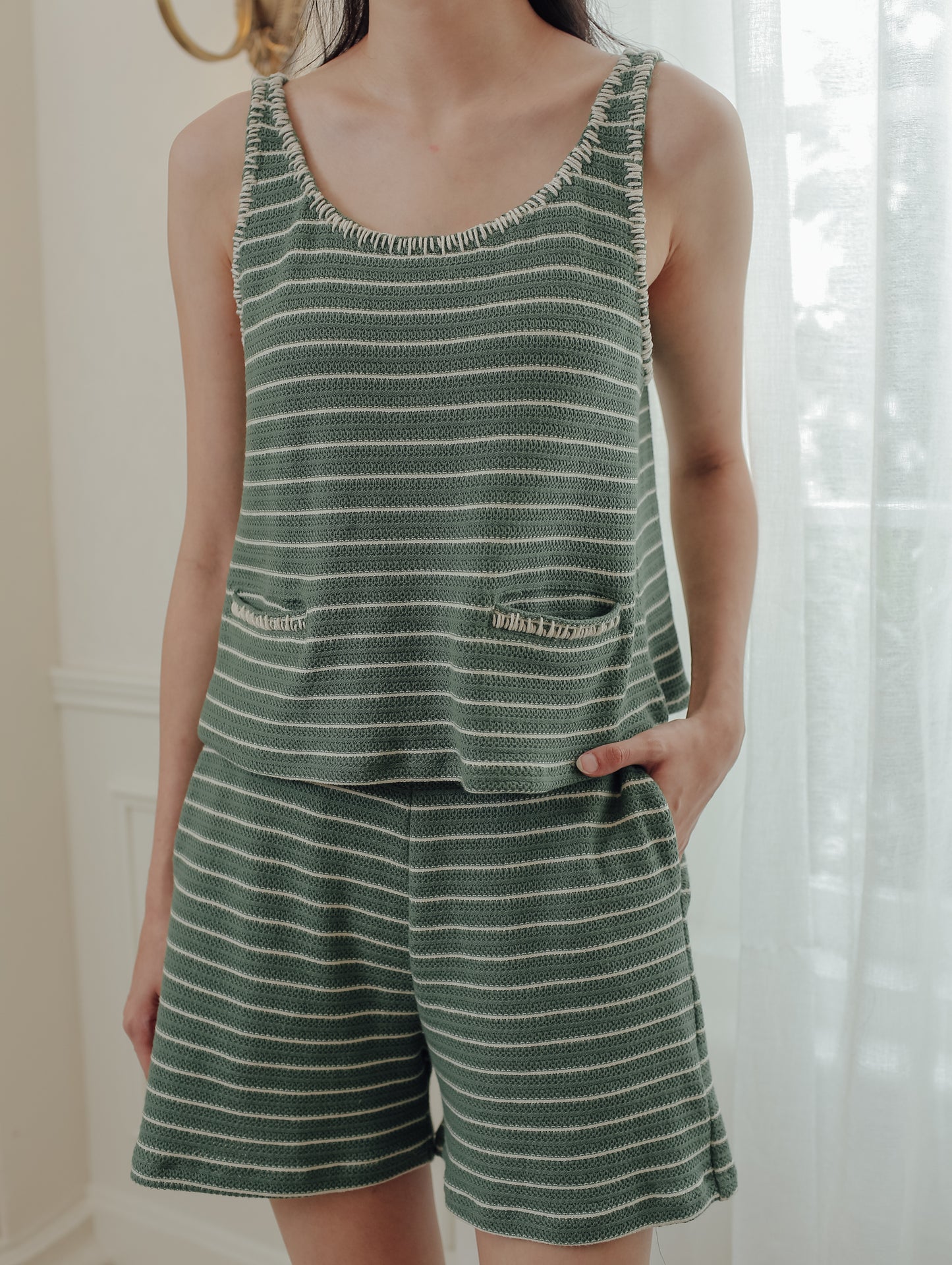 MERVIE SET (DAYOFF PURE EASE)