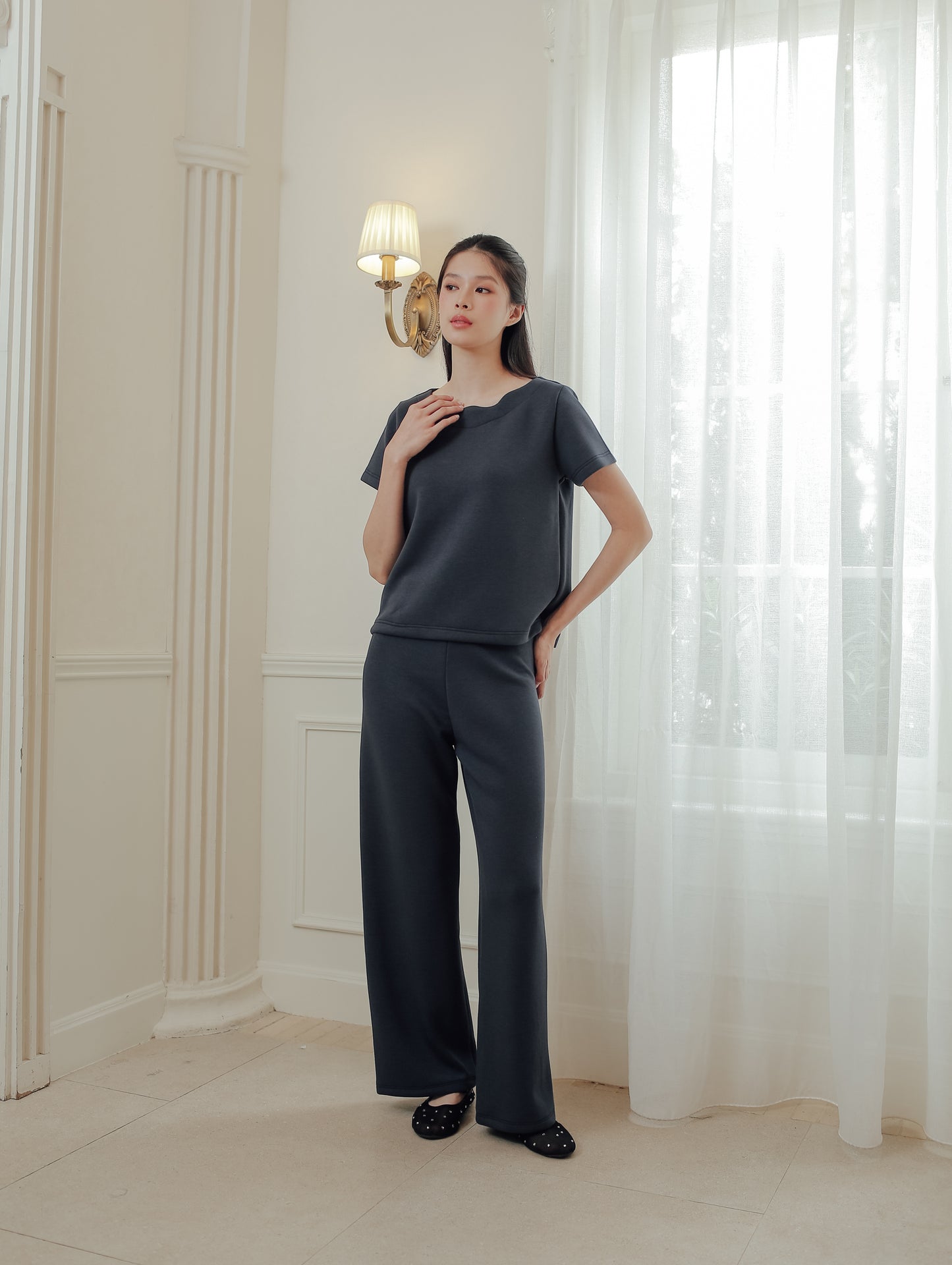 QIBY TOP (DAYOFF PURE EASE)