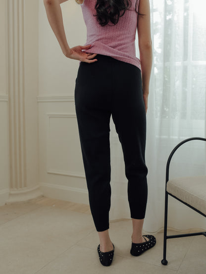 KERN PANTS (DAYOFF PURE EASE)