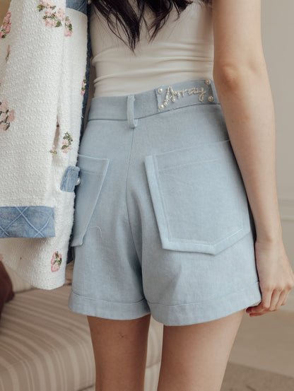 DORIE SHORTS  (ARRAY STILL GRACE)