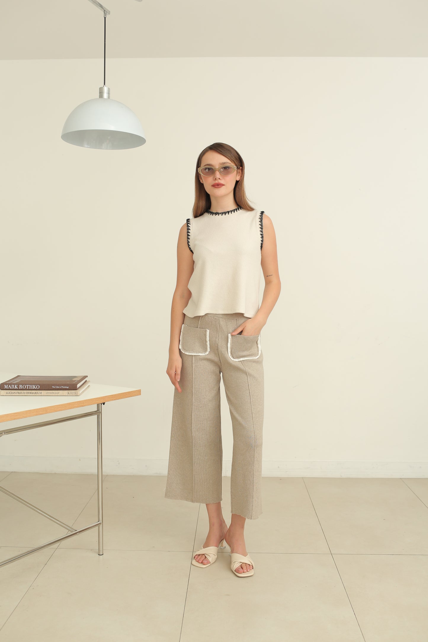 SCHOTE PANTS (DAY OFF SOFT SHIFT)