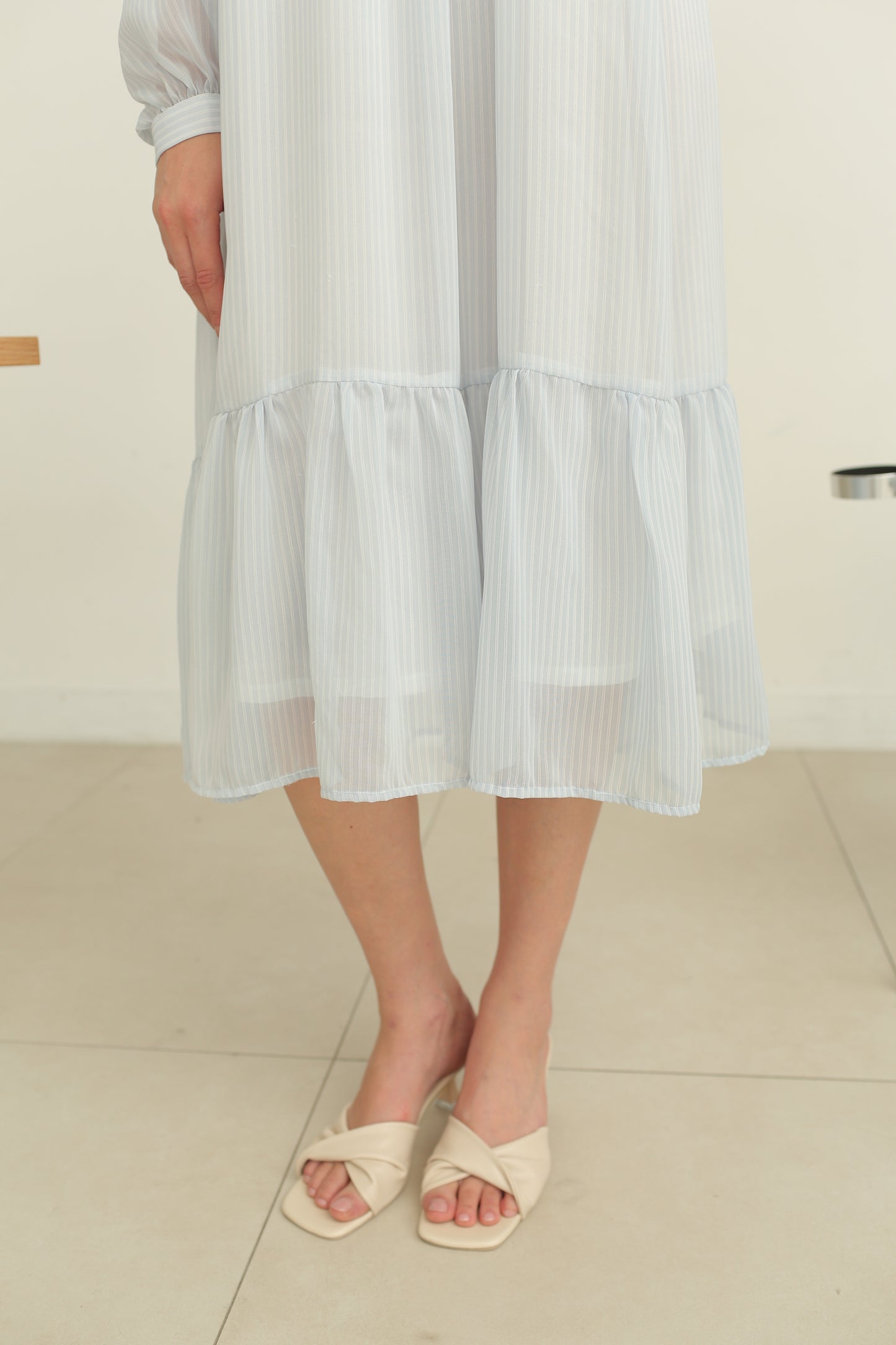 LUCINE DRESS (DAYOFF BUTTER SKIES)