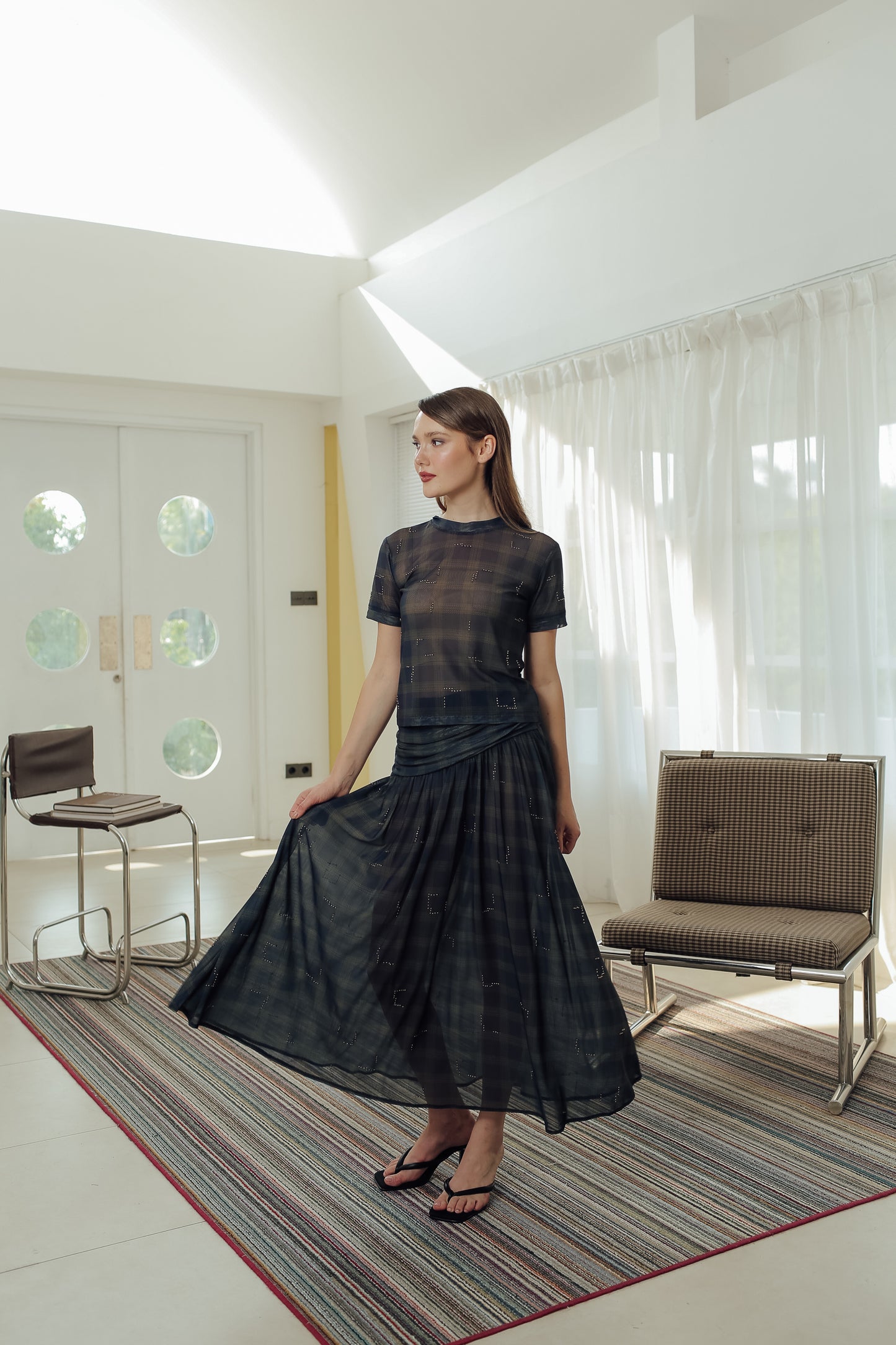 ECLIPSE SKIRT (ARRAY UNDER THE SUN)