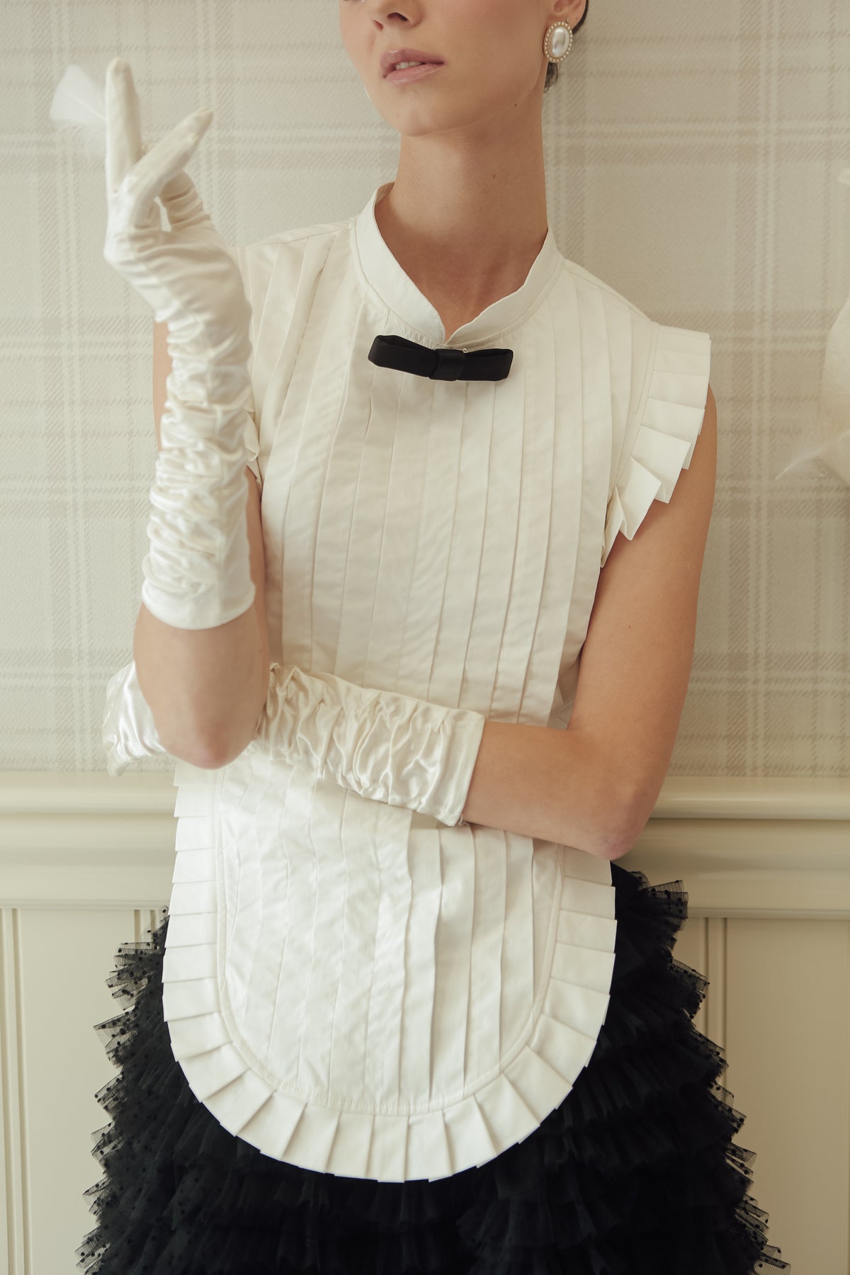 URETTE TOP (ARRAY A SWAN'S TALE)