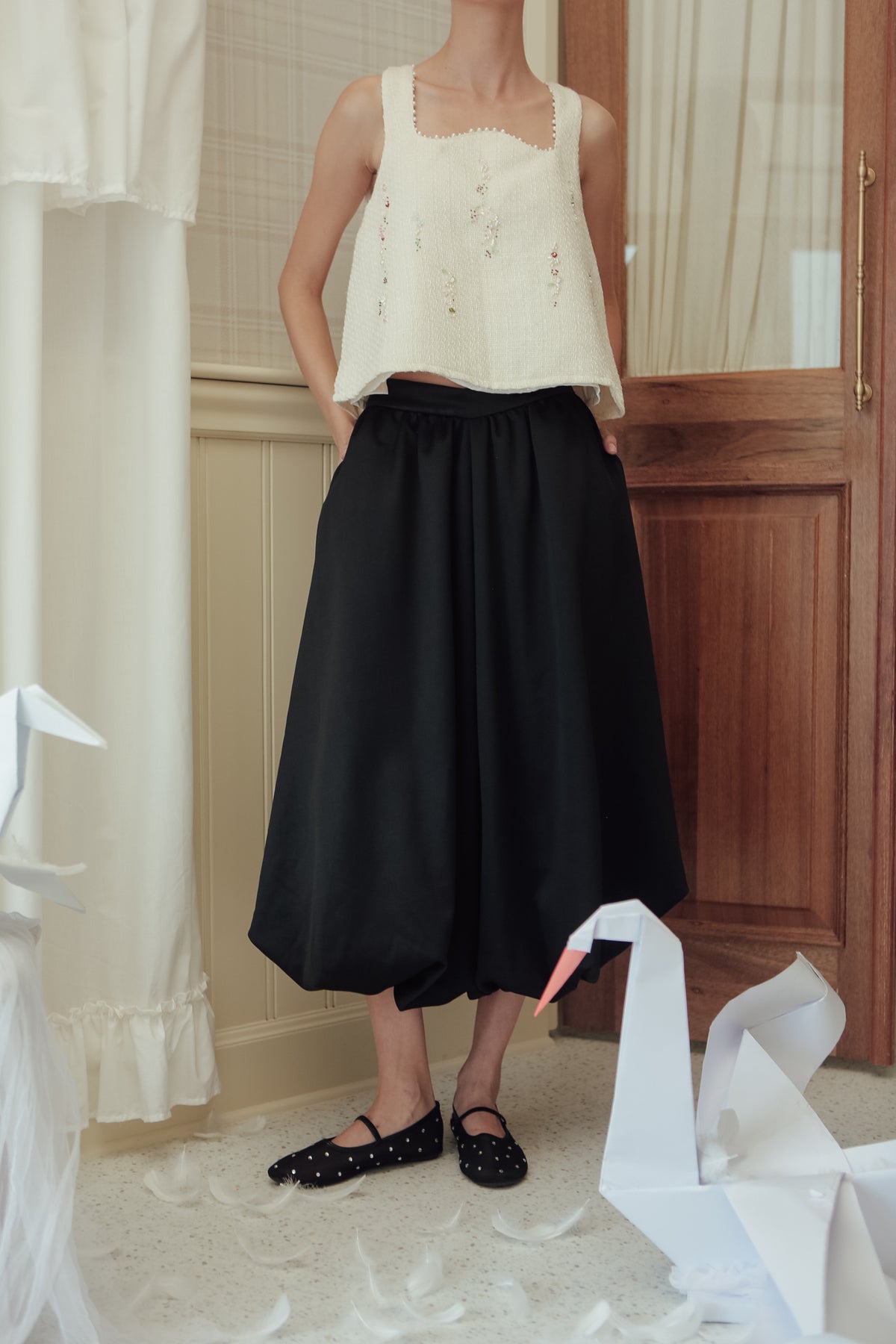 LISSE PANTS (ARRAY A SWAN'S TALE)