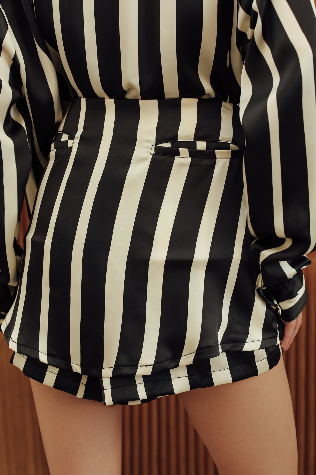 ROVA SHORTS (DAYOFF THEREAFTER)